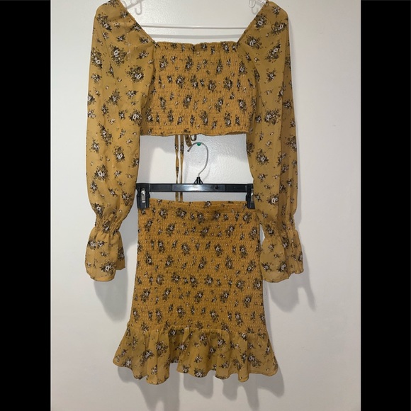 Junior Small 2-piece set - Picture 7 of 12